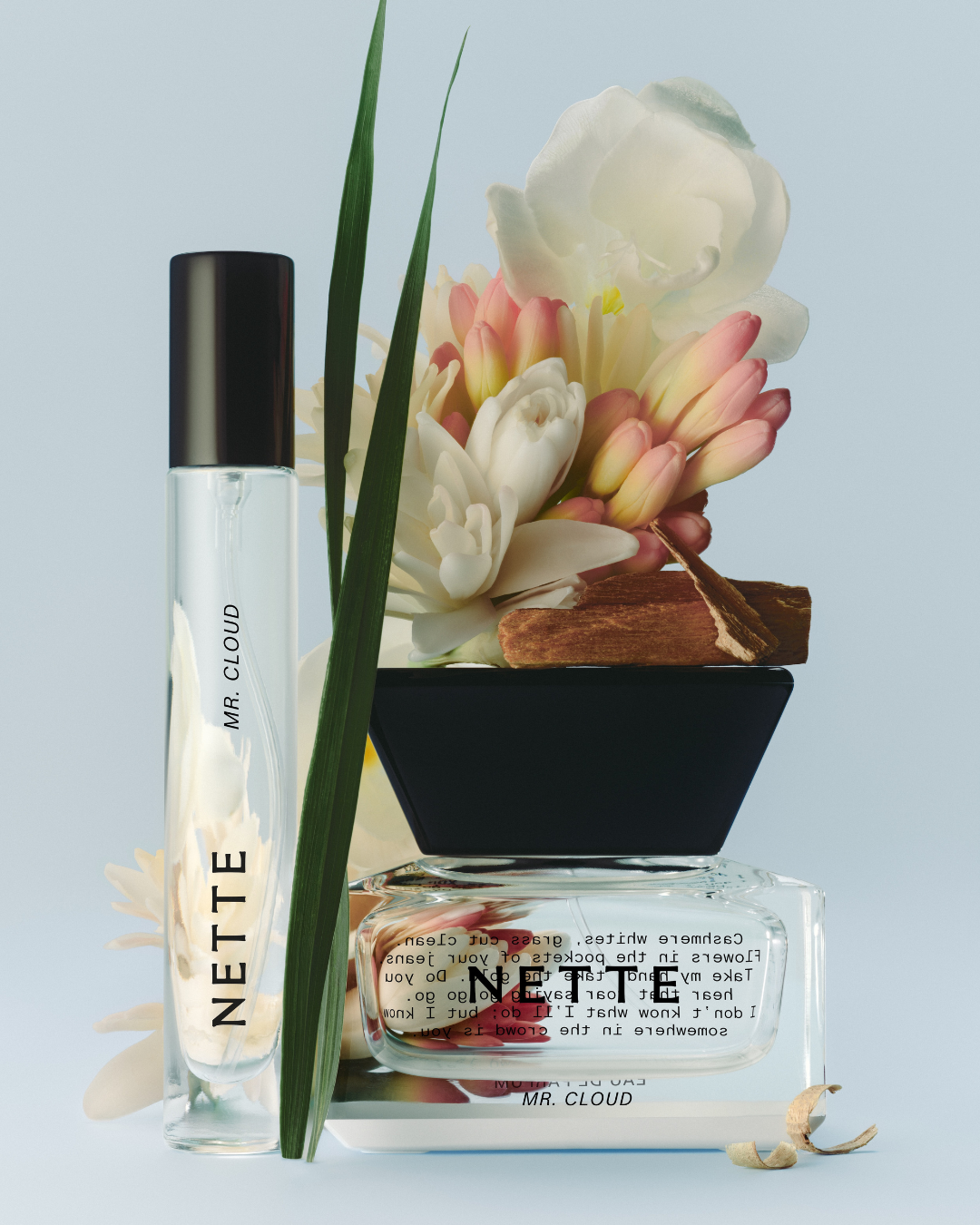 NETTE Mr. Cloud product photo: clear glass and black cap, glass and organic, soft light, image 4 of 4