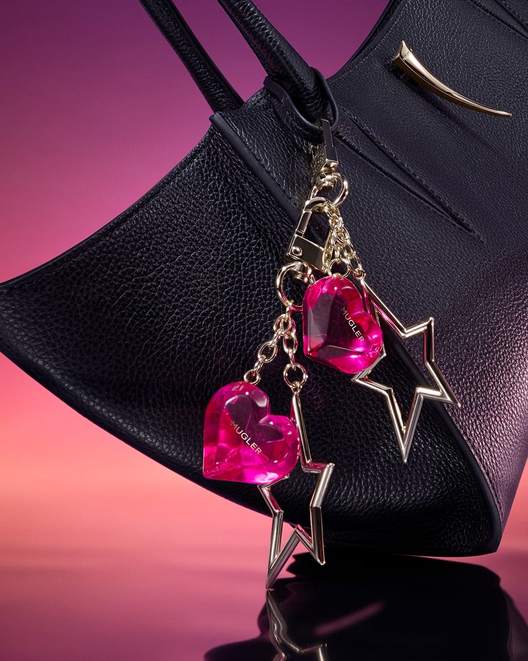 Mugler Alien Pulp product photo: magenta pink, violet and rose gold, glass, studio light, image 3 of 4